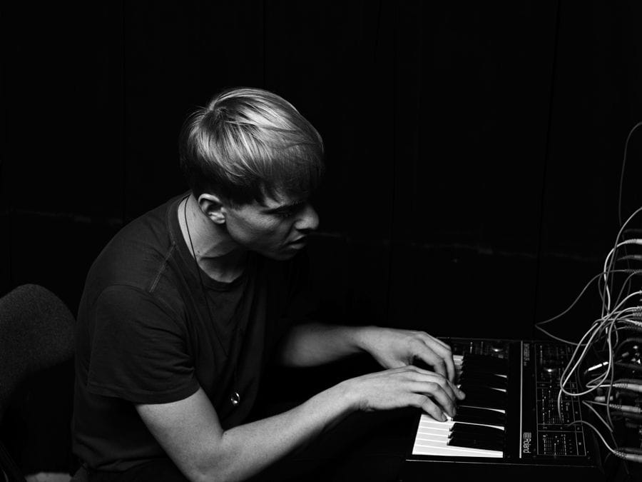 2011-07-15 / 3579
